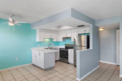 Copropriété à louer à Treasure Island, Floride: 1 chambre, 53.88 m2 № 2427559 - photo 8