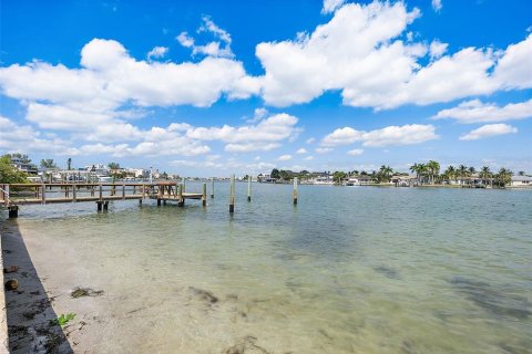 Copropriété à louer à Treasure Island, Floride: 1 chambre, 53.88 m2 № 2427559 - photo 25
