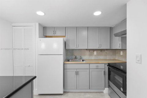 Appartement à louer à Miami, Floride: 1 chambre, 63.17 m2 № 2010866 - photo 4