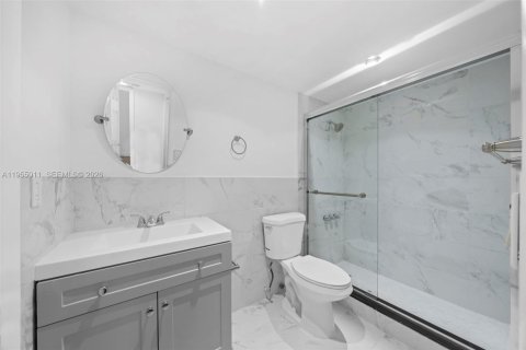 Appartement à louer à Miami, Floride: 1 chambre, 63.17 m2 № 2010866 - photo 6