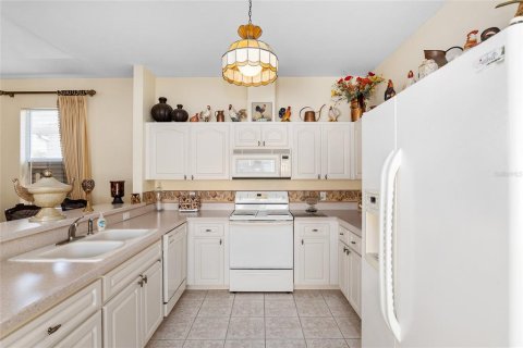 House in Ocala, Florida 3 bedrooms, 165.46 sq.m. № 1733024 - photo 22