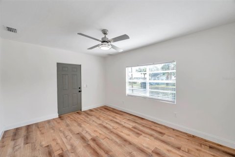 Villa ou maison à louer à Saint Petersburg, Floride: 2 chambres, 71.72 m2 № 2425455 - photo 5