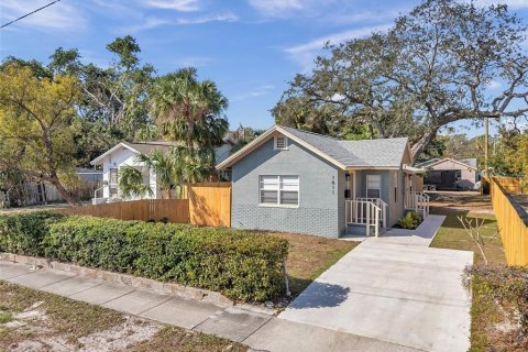 Villa ou maison à louer à Saint Petersburg, Floride: 2 chambres, 71.72 m2 № 2425455 - photo 3