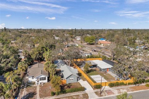 Villa ou maison à louer à Saint Petersburg, Floride: 2 chambres, 71.72 m2 № 2425455 - photo 23