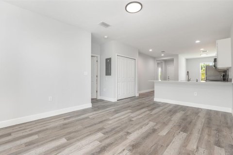 Appartement à louer à Englewood, Floride: 3 chambres, 237.27 m2 № 1841617 - photo 13