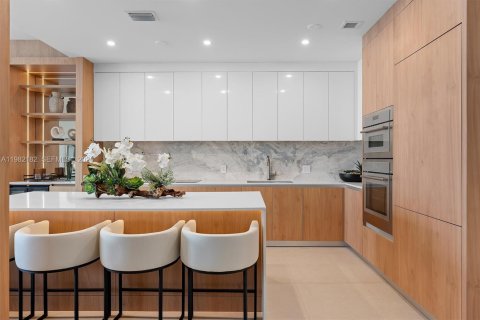 Купить кондоминиум в Майами, Флорида 4 спальни, 250.28м2, № 2047351 - фото 5