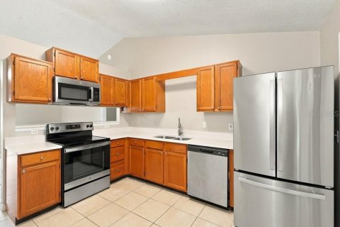 Villa ou maison à louer à Kissimmee, Floride: 3 chambres, 137.59 m2 № 2389313 - photo 7