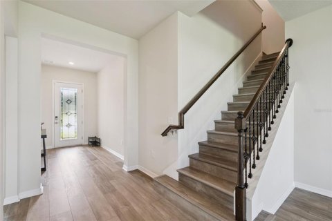 House in SUNSET PRESERVE in Orlando, Florida 5 bedrooms, 354.89 sq.m. № 2207821 - photo 5