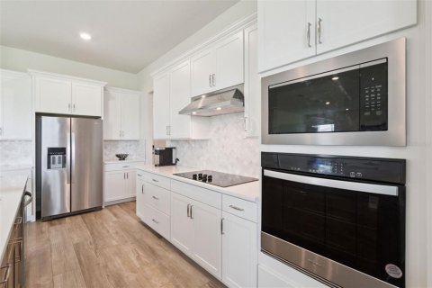 House in SUNSET PRESERVE in Orlando, Florida 5 bedrooms, 354.89 sq.m. № 2207821 - photo 15