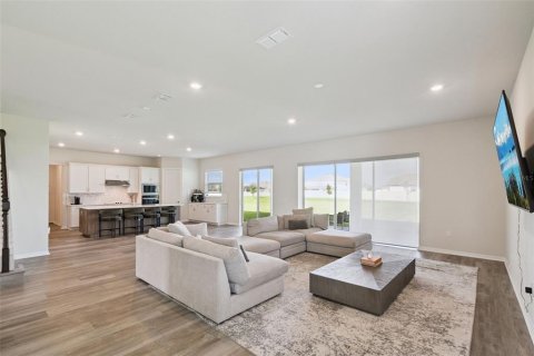 House in SUNSET PRESERVE in Orlando, Florida 5 bedrooms, 354.89 sq.m. № 2207821 - photo 8