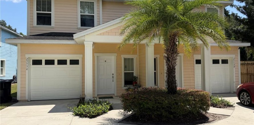 Townhouse in Orlando, Florida 3 bedrooms, 185.25 sq.m. № 2393506