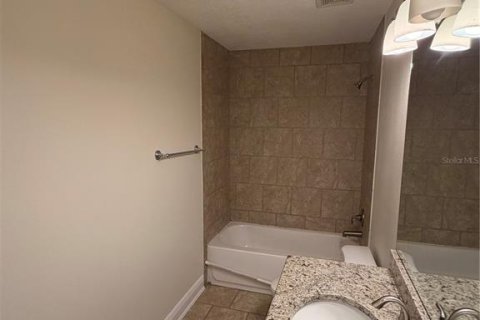Townhouse in Orlando, Florida 3 bedrooms, 185.25 sq.m. № 2393506 - photo 23