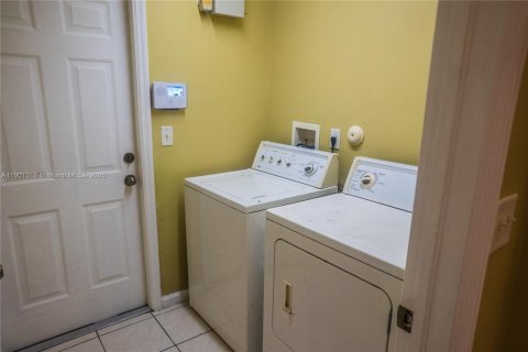 House in Loxahatchee Groves, Florida 4 bedrooms, 198.63 sq.m. № 1963709 - photo 17