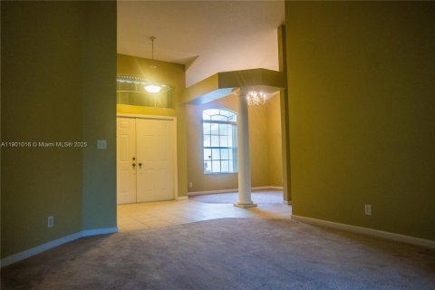 House in Loxahatchee Groves, Florida 4 bedrooms, 198.63 sq.m. № 1963709 - photo 10