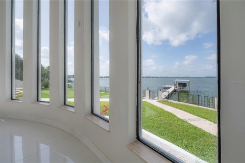 House in Thonotosassa, Florida 4 bedrooms, 533.63 sq.m. № 1786648 - photo 22