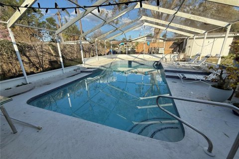 House in Winter Haven, Florida 3 bedrooms, 148.09 sq.m. № 1539001 - photo 27