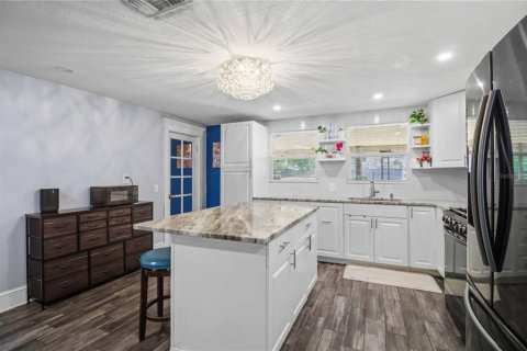 Villa ou maison à vendre à Bradenton, Floride: 3 chambres, 111.48 m2 № 2142836 - photo 11