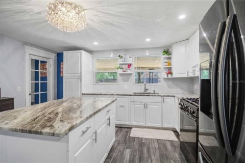 Villa ou maison à vendre à Bradenton, Floride: 3 chambres, 111.48 m2 № 2142836 - photo 17