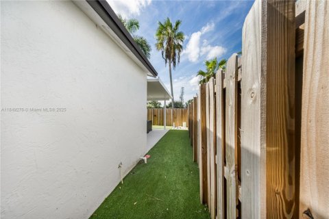 Купить виллу или дом в Хайалиа, Флорида 3 спальни, 132.39м2, № 1936627 - фото 28