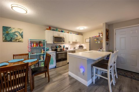 Condo in Fort Myers, Florida, 3 bedrooms № 2199091 - photo 7