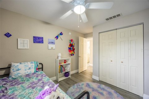 Condo in Fort Myers, Florida, 3 bedrooms № 2199091 - photo 15