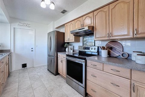 House in Bradenton, Florida 2 bedrooms, 139.54 sq.m. № 1720266 - photo 18