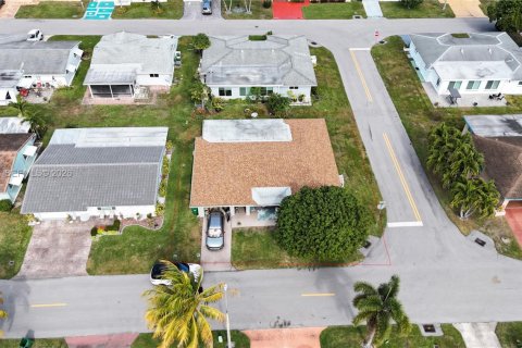 Villa ou maison à vendre à Tamarac, Floride: 2 chambres, 146.69 m2 № 1999158 - photo 22