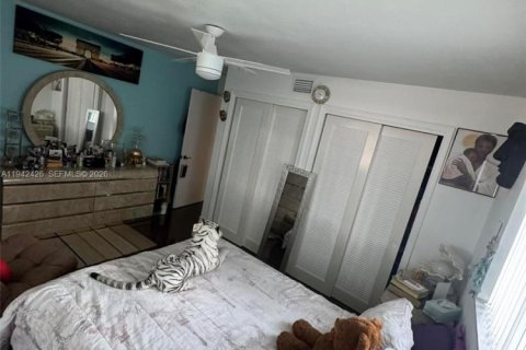 Villa ou maison à vendre à Tamarac, Floride: 2 chambres, 146.69 m2 № 1999158 - photo 14