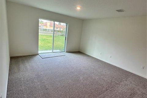 House in Palm Coast, Florida 3 bedrooms, 144.18 sq.m. № 1718356 - photo 5