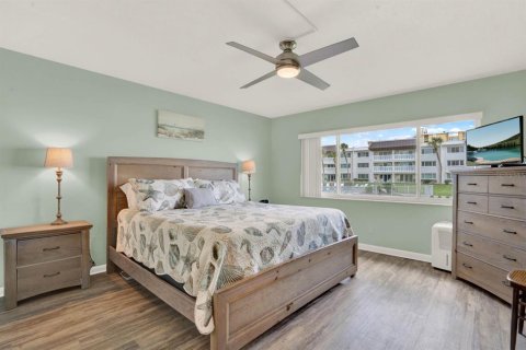 Condominio en alquiler en New Smyrna Beach, Florida, 2 dormitorios, 97.08 m2 № 1564434 - foto 14