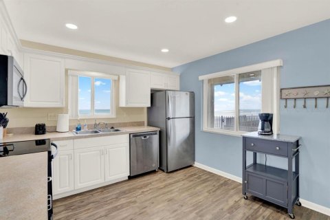Condominio en alquiler en New Smyrna Beach, Florida, 2 dormitorios, 97.08 m2 № 1564434 - foto 9