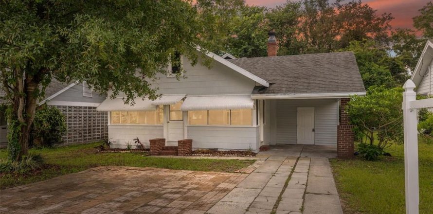 House in Winter Haven, Florida 3 bedrooms, 150.87 sq.m. № 1851863