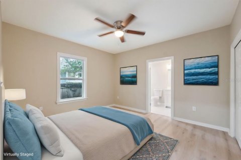 House in Winter Haven, Florida 3 bedrooms, 150.87 sq.m. № 1851863 - photo 19