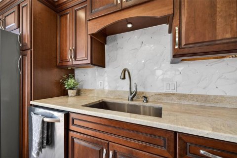Copropriété à louer à Clearwater, Floride: 3 chambres, 175.59 m2 № 2430965 - photo 10