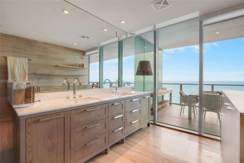 Copropriété à vendre à Key Biscayne, Floride: 4 chambres, 312.99 m2 № 2045962 - photo 12
