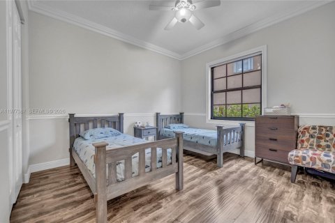 House in Weston, Florida 4 bedrooms, 280.1 sq.m. № 2042129 - photo 18