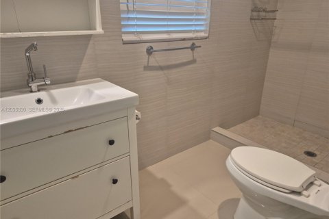 Villa ou maison à vendre à Fort Lauderdale, Floride: 2 chambres, 100.33 m2 № 2085486 - photo 8