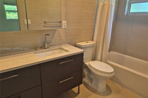 Villa ou maison à vendre à Fort Lauderdale, Floride: 2 chambres, 100.33 m2 № 2085486 - photo 10