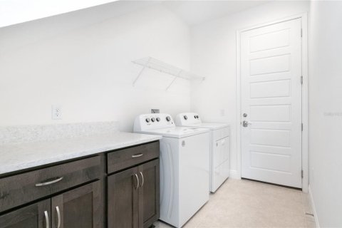 Adosado en alquiler en Orlando, Florida, 3 dormitorios, 103.86 m2 № 1919282 - foto 10