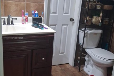 House in Lakeland, Florida 4 bedrooms № 2048008 - photo 14