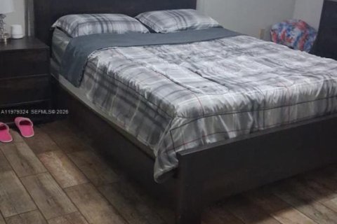 House in Lakeland, Florida 4 bedrooms № 2048008 - photo 7