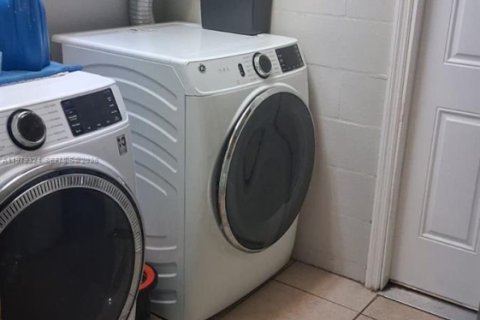 House in Lakeland, Florida 4 bedrooms № 2048008 - photo 19