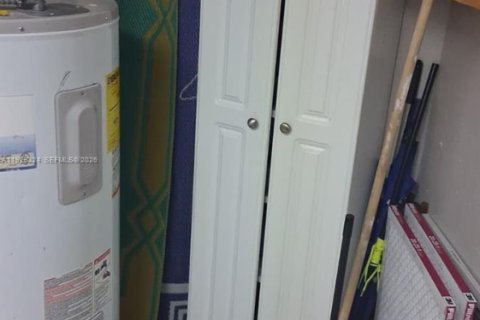 House in Lakeland, Florida 4 bedrooms № 2048008 - photo 15