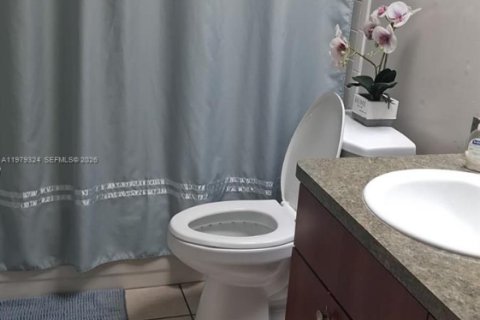 House in Lakeland, Florida 4 bedrooms № 2048008 - photo 13