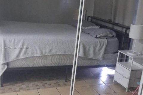 House in Lakeland, Florida 4 bedrooms № 2048008 - photo 9