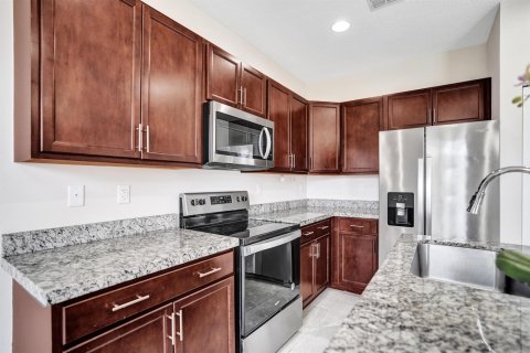 Casa en alquiler en Tamarac, Florida, 3 dormitorios, 172.05 m2 № 2078238 - foto 11