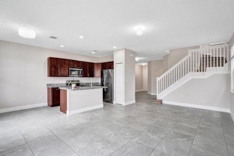 Casa en alquiler en Tamarac, Florida, 3 dormitorios, 172.05 m2 № 2078238 - foto 7