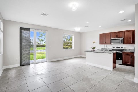 Casa en alquiler en Tamarac, Florida, 3 dormitorios, 172.05 m2 № 2078238 - foto 9