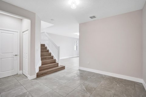 Casa en alquiler en Tamarac, Florida, 3 dormitorios, 172.05 m2 № 2078238 - foto 4
