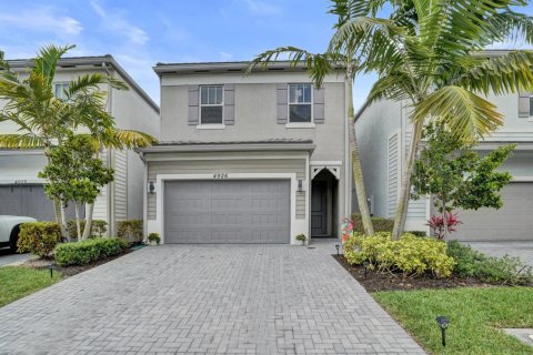 Casa en Tamarac, Florida 3 dormitorios, 172.05 m2 № 2078238